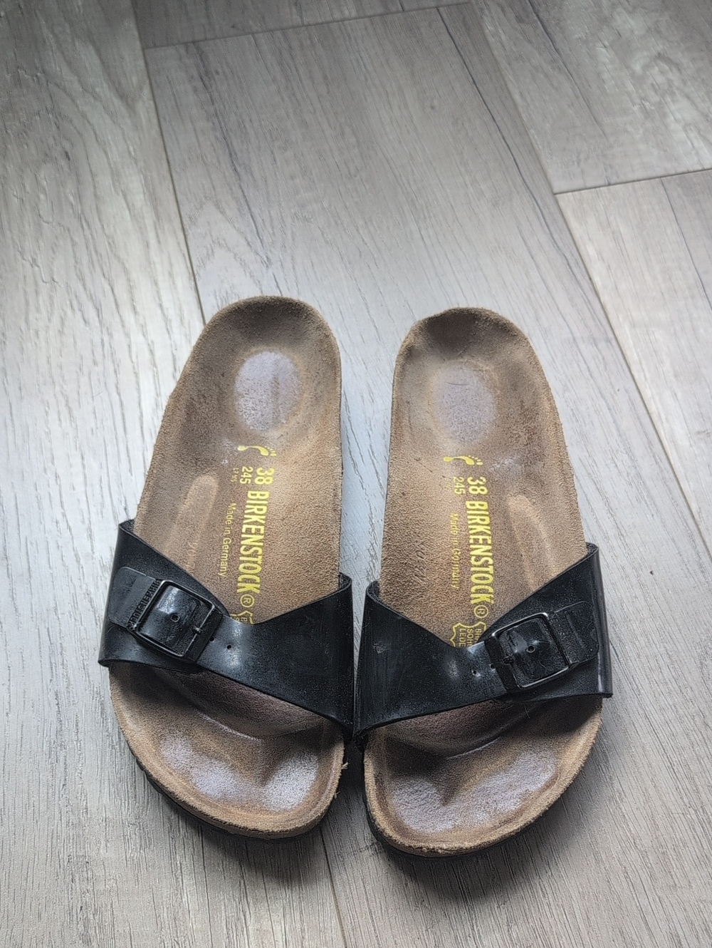 Birkenstock Women's Black Single-Buckle Slip-On Sandals